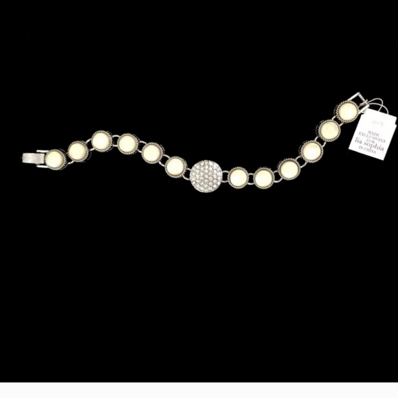 NWT Lia Sophia "Bay Breeze" Rhinestone & Mother of Pearl bracelet - Picture 7 of 8